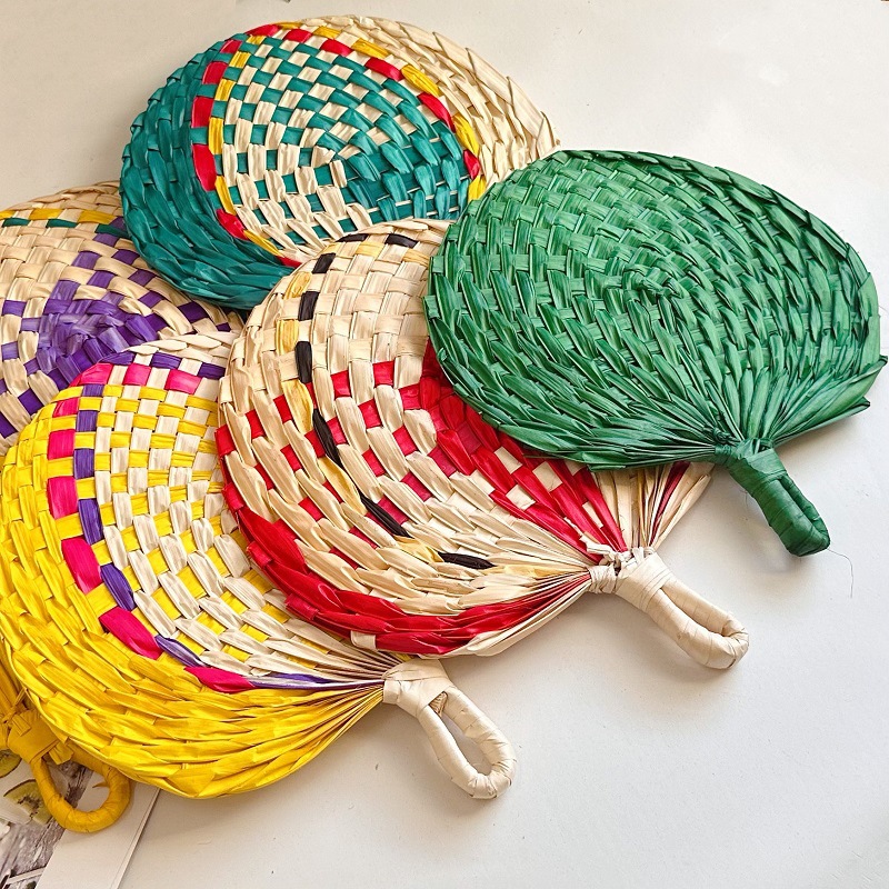 Art Craft With Leaves - Chinese Style Handmade Fan Retro Palm